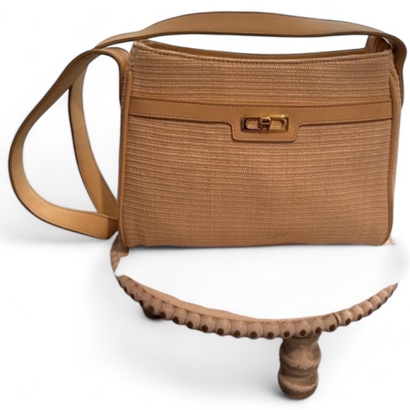 Vintage Etienne Aigner crossbody bag in classic tan with woven texture - Picture 1 of 5